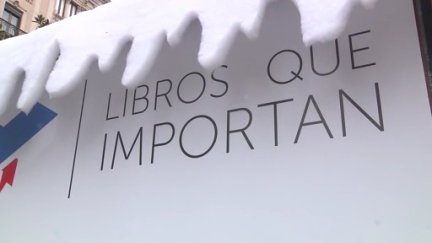 La iniciativa 'Libros que Importan' se traslada al Hospital Clínico. / Aragón TV