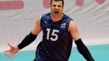 Ryan Manoogian durante un encuentro con Estados Unidos.
