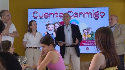 Calatayud alberga las jornadas 'Cuenta conmigo' para que jóvenes y mayores compartan su relación con el dinero. / Aragón TV