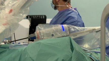 Una intervención quirúrgica en el Hospital San Jorge de Huesca. / Aragón Tv