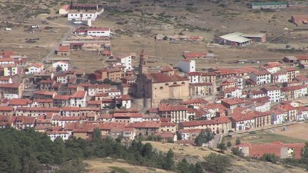Vista general de la localidad de Orihuela del Tremedal. 