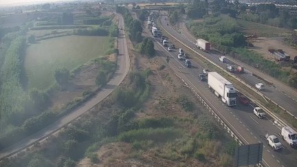 Retenciones en la A-68 a la altura de Utebo. / DGT