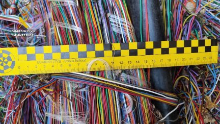 Cable incautado por la Guardia Civil. / Guardia Civil