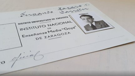 Inscripción de Fernando Lázaro Carreter