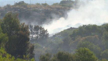 El fuego aún es visible en el incendio de Alcañiz./ Aragón TV