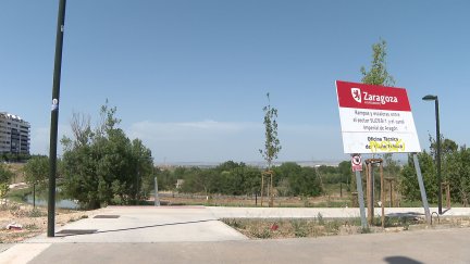 Parcela en la que se construirá el futuro instituto de Parque Venecia en Zaragoza./ Aragón TV