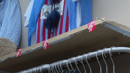 Asescon recuerda que hay que tener precaución con la venta de saldos en lugar de rebajas o con la ausencia o incorrecciones en el etiquetado. / Aragón TV
