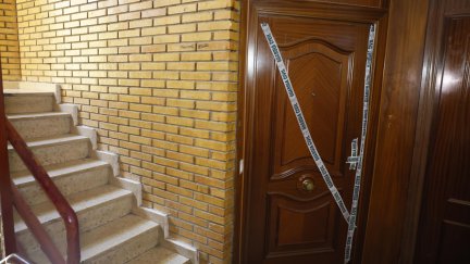 Una mujer de 44 años ha sido encontrada muerta con heridas de arma blanca en su domicilio en Mairena del Alfarafe (Sevilla) esta medianoche, han informado a EFE fuentes de la investigación. EFE. José Manuel Vidal