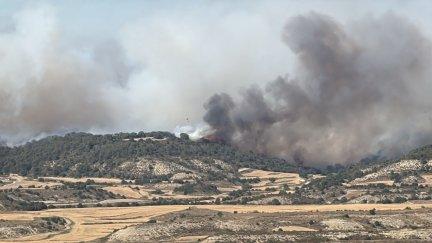 Vista general del incendio desde el Santuario de la Virgen de Magallón, en Leciñena. / Aragón Noticias