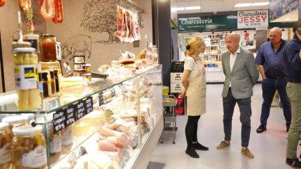 El mercado del centro comercial de Delicias, en el que desde 2020 se han ejecutado inversiones por valor de 120.897 euros. / Ayuntamiento de Zaragoza