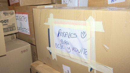 En 'Molarepa' recogen lo más urgente: medicinas y material higiénico y santiario. / Aragón TV