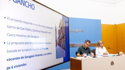 Víctor Serrano y Blanca Solans en la presentación del proyecto Gancho