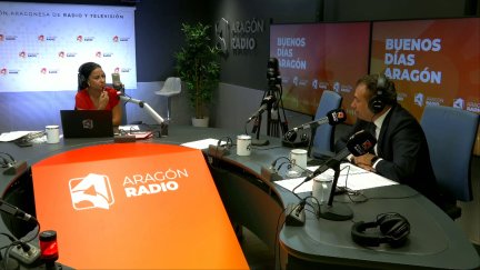 El presidente de CEOE Aragón, Benito Tesier, en una entrevista en el programa 'Buenos días Aragón' de Aragón Radio este martes