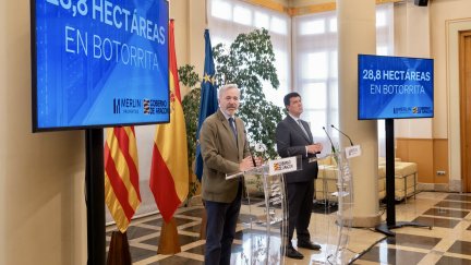 Presentación del proyecto de centro de datos 'Zaragoza Win', en el Edificio Pignatelli.