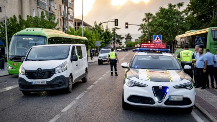 Cortes de carreteras y confinamiento de localidades en Villa del Prado (Madrid)