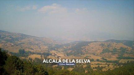 El humo del incendio de Castellón, visible desde diferentes puntos de Teruel
