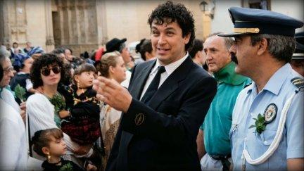 Ernesto Escar recibe esta miércoles la Parrilla de Oro 2026 por su labor, durante casi 4 décadas, al frente del área de protocolo del Ayuntamiento de Huesca
