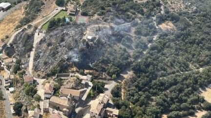 El incendio evoluciona favorablemente y los medios se irán desactivando en las próximas horas
