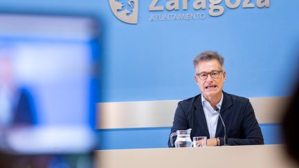 El consejero de Urbanismo, Víctor Serrano, en la presentación del balance del plan de inspección del Casco Histórico.