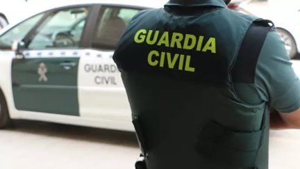Imagen de archivo de un agente de la Guardia Civil de espaldas.REMITIDA / HANDOUT por GUARDIA CIVILFotografía remitida a medios de comunicación exclusivamente para ilustrar la noticia a la que hace referencia la imagen, y citando la procedencia de la imagen en la firma24/11/2024