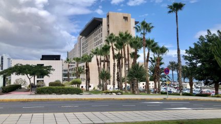 Exterior del hospital Materno-Infantil de Las Palmas de Gran CanariaREMITIDA / HANDOUT por GOBIERNO DE CANARIASFotografía remitida a medios de comunicación exclusivamente para ilustrar la noticia a la que hace referencia la imagen, y citando la procedencia de la imagen en la firma28/12/2021