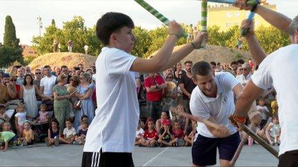 Los hijos recogen el testigo de padres de más de medio siglo como danzantes.