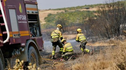 Operativo Infoar durante la extinción de un incendio forestal
