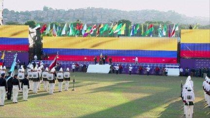 Tras el acto en la ceremonia, De la ha pronunciado su primer discurso como presidente ante los jefes militares del país en las instalaciones del Cantón Militar Pichincha