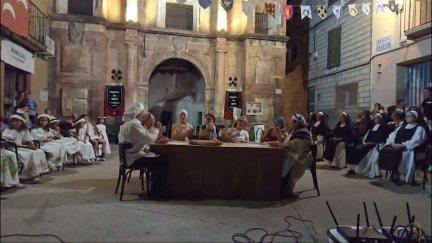 Trasobares viajó anoche al siglo XV para revivir la gesta de Violante de Luna, su abadesa más célebre.