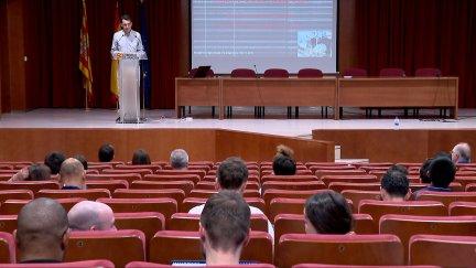 Asistentes al congreso internacional que profundiza en la formación y composición de la Vía Láctea.