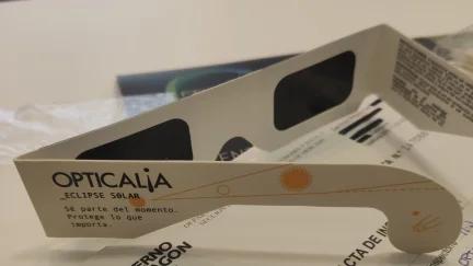 Modelo de gafas de Opticalia retirado del mercado.