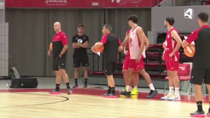 Primer entrenamiento del Casademont Zaragoza.