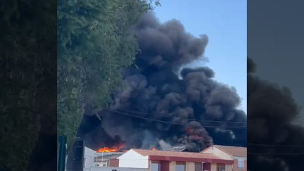 Incendio en un taller en Calatorao (Zaragoza).