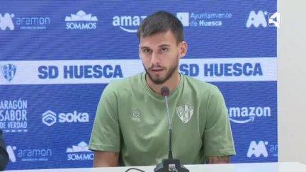 Mario García durante la rueda de prensa de su presentación