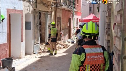 Calle José Fatás de Sariñena, donde se ha registrado el derrumbe, en el que ha fallecido un trabajador.