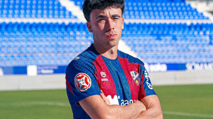 Jaime Escario ha renovado con la SD Huesca