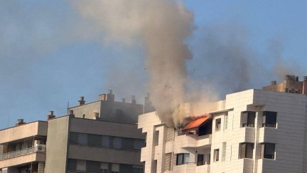 Incendio en una vivienda de Parque Roma, Zaragoza.