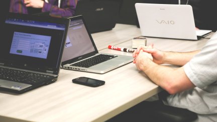 La formación está relacionada con áreas con alta demanda laboral.