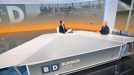 Los presupuestos y las negociaciones con los bomberos forestales han sido dos de los temas principales durante la entrevista.