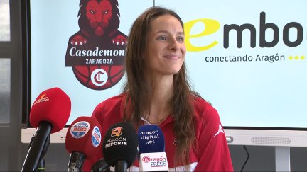 Vitola en rueda de prensa.
