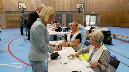 El bloque de Magdalena Andersson ha conseguido 176 diputados frente a los 173 del Gobierno de Ulf Kristersson, aunque el resultado definitivo queda pendiente del voto exterior.
