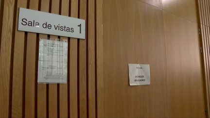 Sala 1 de la Audiencia de Zaragoza, donde se celebra el juicio contra un hombre acusado de agredir sexualmente a su hija de tres años.