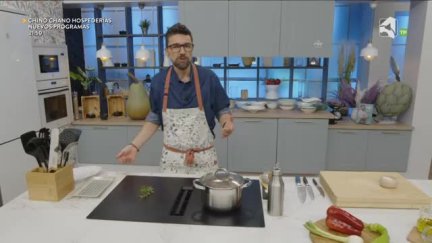 Programa gastronómico con Daniel Yranzo que pretende entretener, divertir y enseñar entre fogones los secretos de la cocina como siempre con mucho humor. ´La Pera Limonera´ propone desde comidas tradicionales a platos exóticos pasando por recetas de otros lugares del país, dando siempre un toque limonero y aragonés a cada uno de ellos utilizando ingredientes de la tierra y demostrando que la cocina puede ser sencilla, económica y no por ello aburrida.