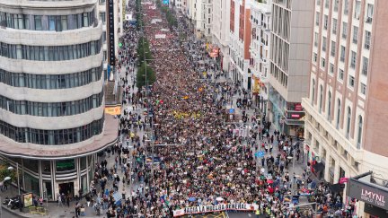 Manifestación convocada por el Sindicato de Inquilinas en Madrid para denunciar la caída de los decretos de la vivienda.