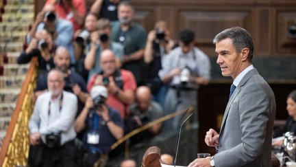 En las próximas horas Sánchez comunicará si decide o no adelantar las elecciones en medio de unas manifestaciones que piden unas medidas concretas y valientes q