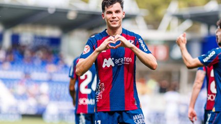 Luismi Redondo celebrando uno de sus tantos hoy