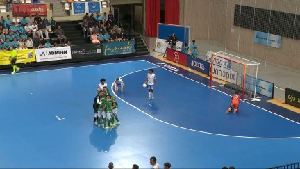 Lance del partido en el Siglo XXI. Foto: Aragón Deporte