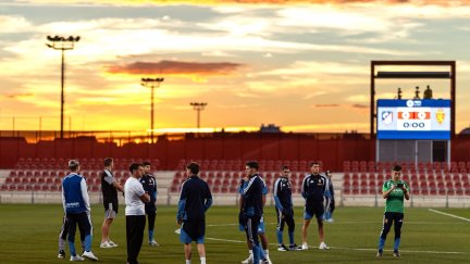 El Real Zaragoza, a su llegada al campo