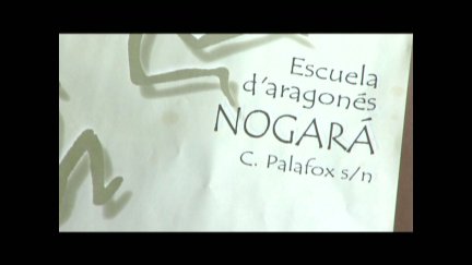 Esta asociación inició en 1993 su actividad para enseñar y difundir la lengua aragonesa.