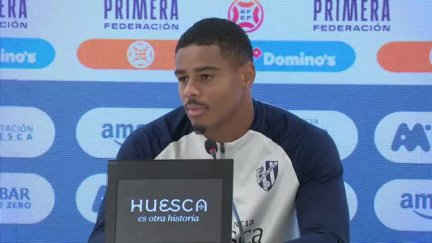 Rueda de prensa de Douglas.
